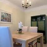City Centre Stylish One Bedroom Apartment